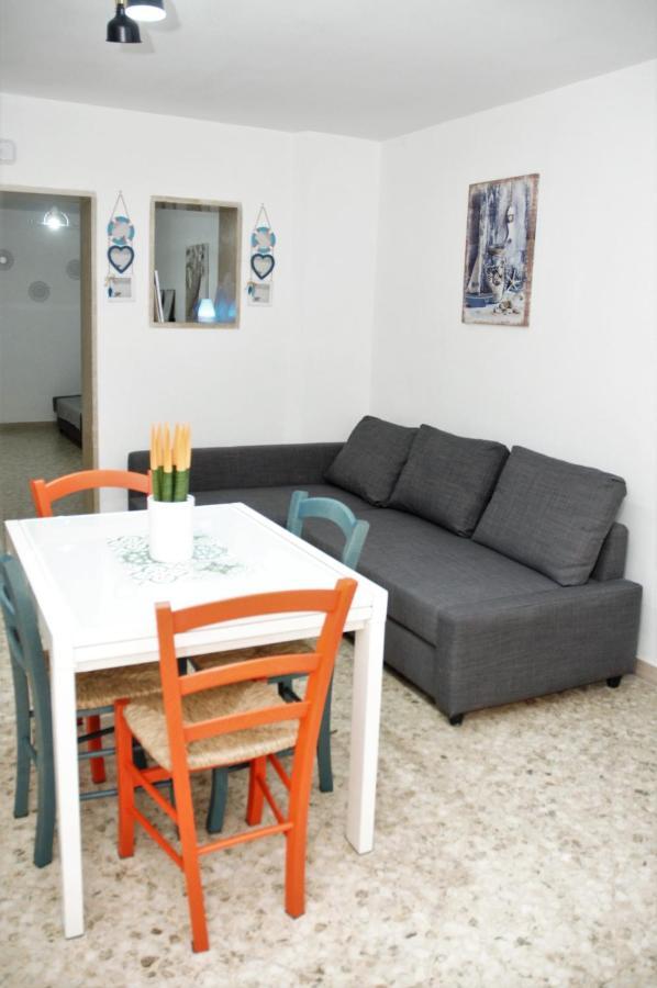 Enry'S House Apartment Bari Bagian luar foto